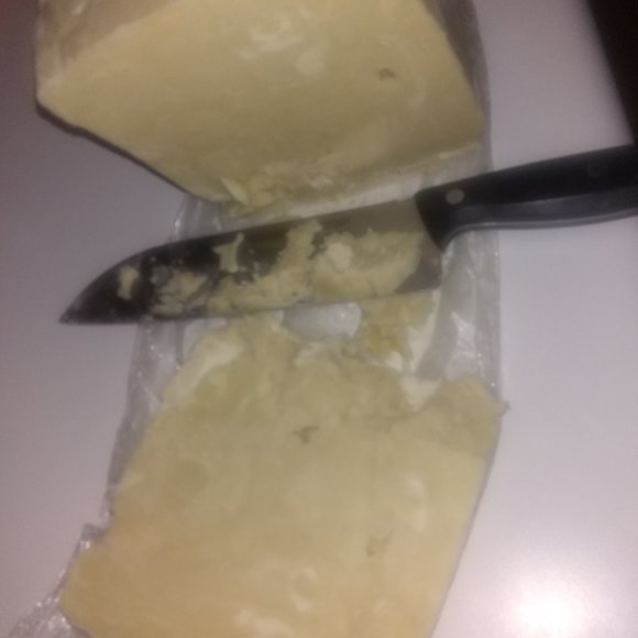 Homemade Shea Butter from Ghana (hand whipped by my own hands with love) - Picture 4 of 7